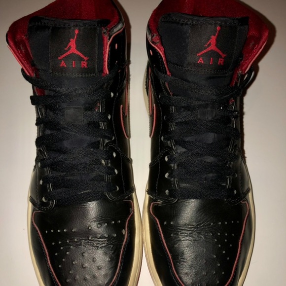 2015 Jordan 1 Retro - Picture 4 of 9